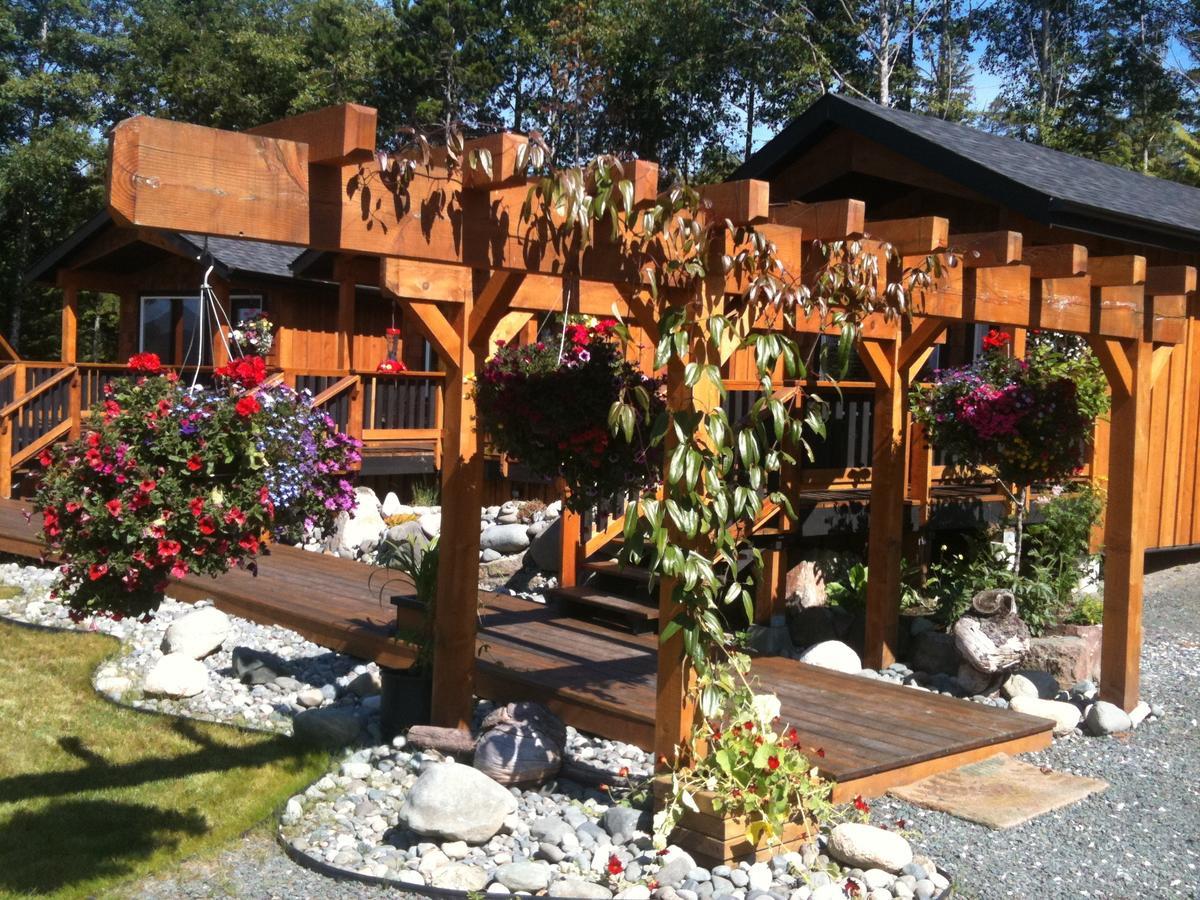 Hotel Ecoscape Cabins Port Hardy Exterior foto